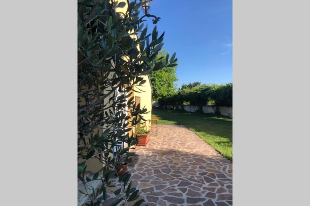 La Casa Nei Campi Βίλα Badia Pavese Εξωτερικό φωτογραφία